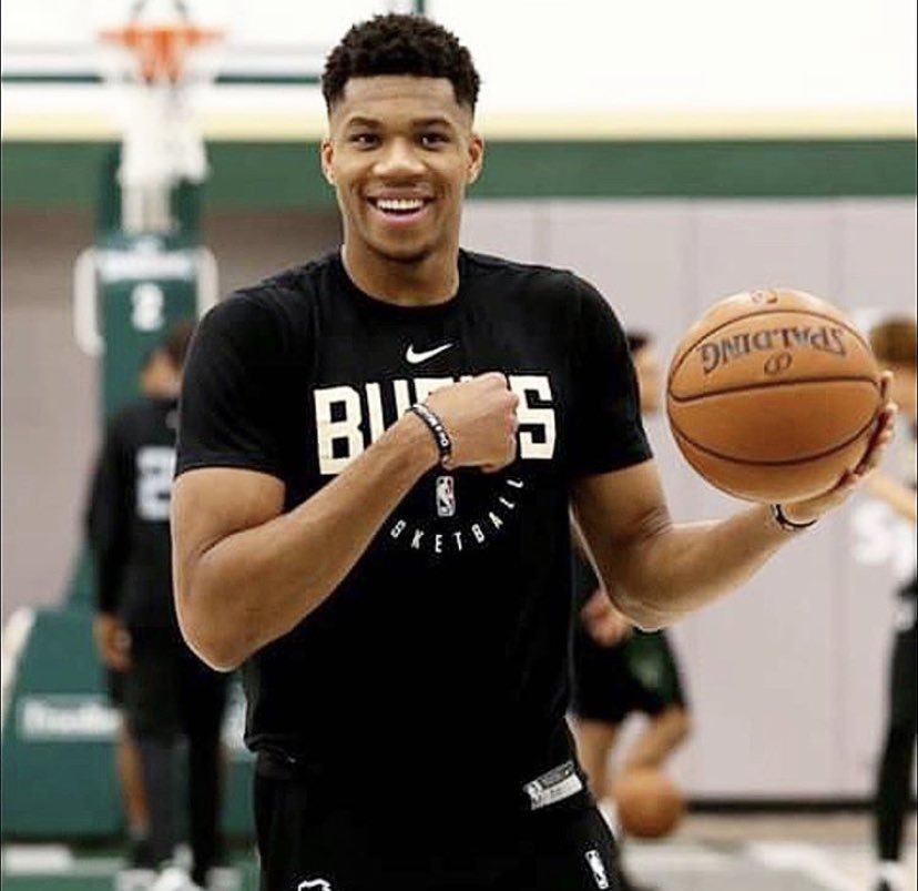 斯的年龄 斯的年龄