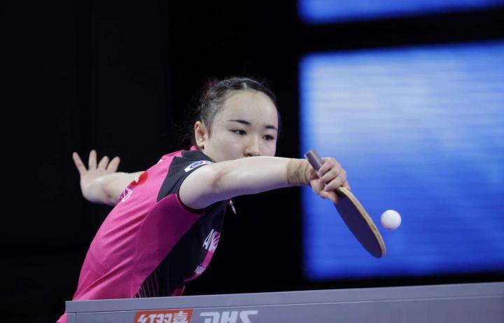 费与薪资支 费与薪资支