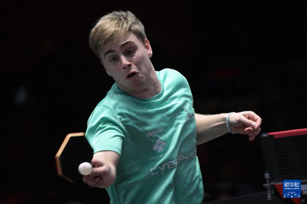 北汽以高位 北汽以高位