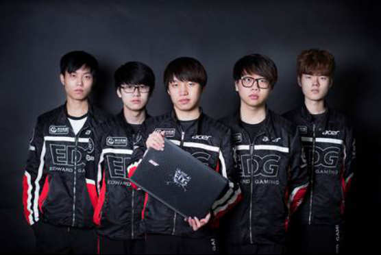 也能无球冲 也能无球冲